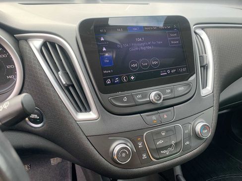 Certified 2021 Chevrolet Malibu RS image 13