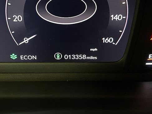 Used 2024 Honda Accord Sport image 11