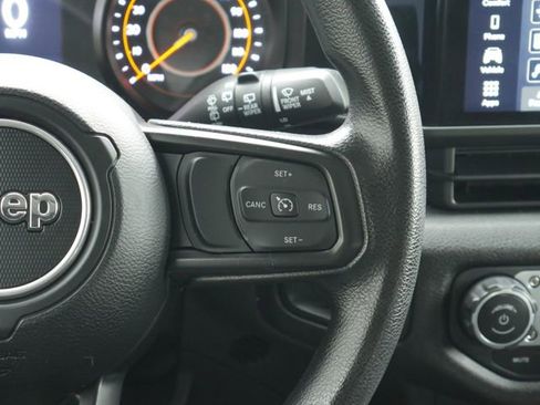 Used 2024 Jeep Wrangler Unlimited Sport AWD/4WD image 16