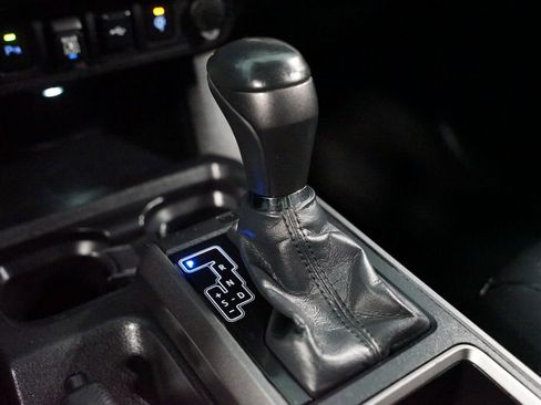 Certified 2022 Toyota Tacoma TRD Sport image 24