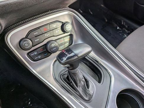 Used 2022 Dodge Challenger GT image 12