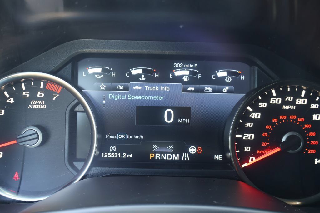Used 2017 Ford F150 Raptor w/ Equipment Group 802A Luxury AWD/4WD image 30