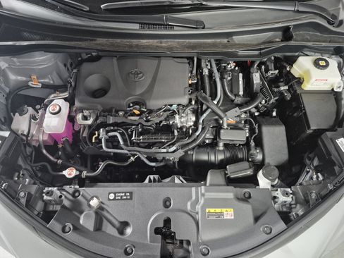 New 2026 Toyota Sienna XSE FWD image 8