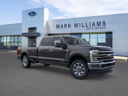 New 2026 Ford F250 King Ranch w/ Chrome Package AWD/4WD image 8