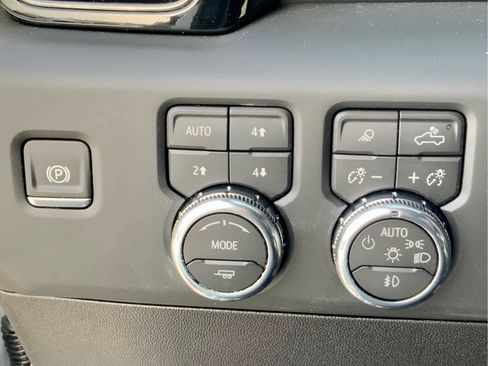 New 2026 GMC Sierra 3500 AT4 image 57