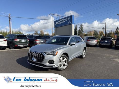 Used 2019 Audi Q3 2.0T Premium image 1