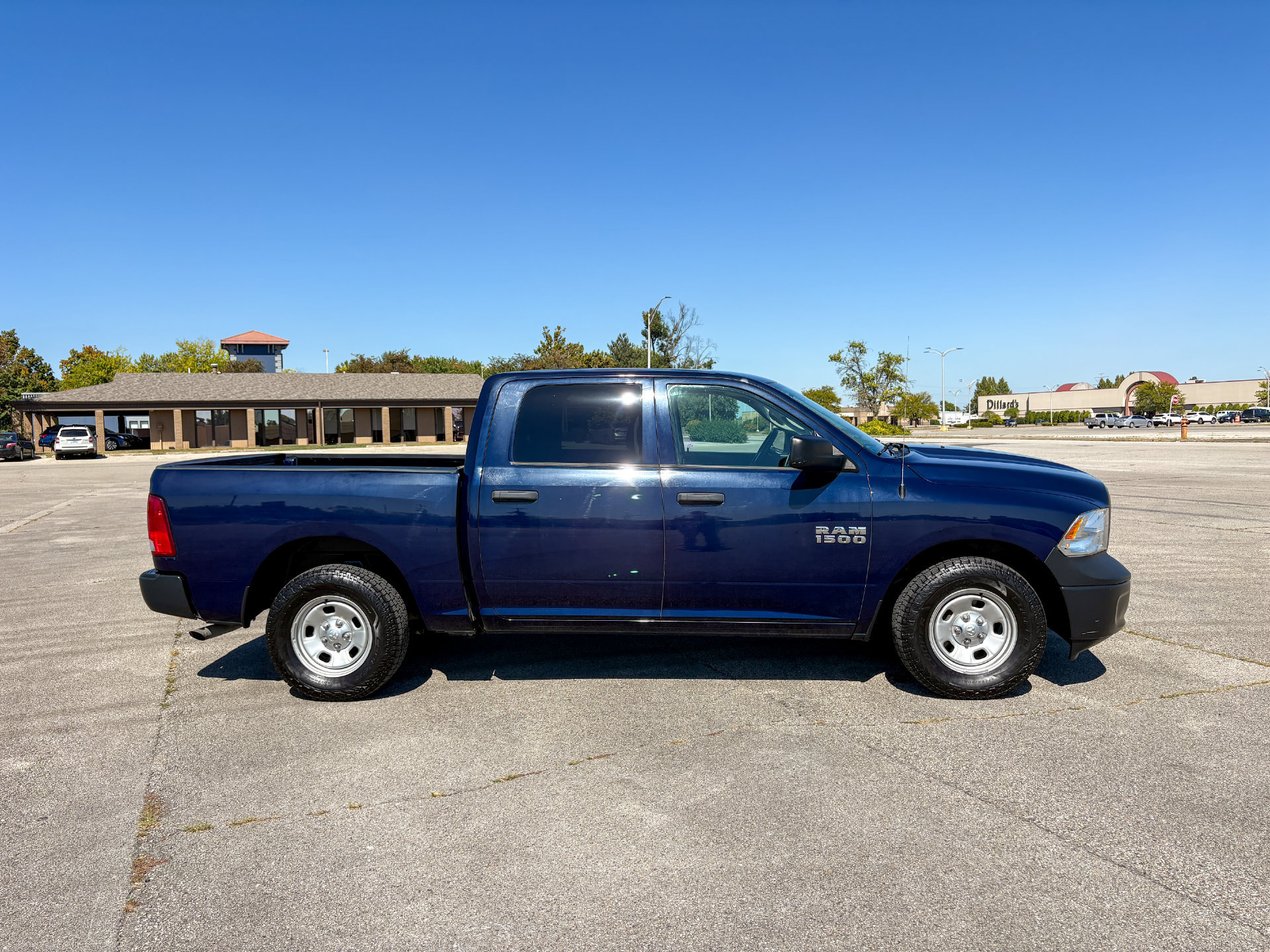 Used 2017 RAM 1500 Tradesman w/ Popular Equipment Group RWD image 13