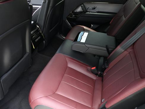 Used 2023 Land Rover Range Rover Sport SE Dynamic AWD/4WD image 12
