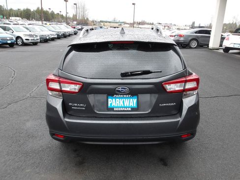 Used 2018 Subaru Impreza 2.0i Premium w/ Eyesight & BSD & Rcta AWD/4WD image 4