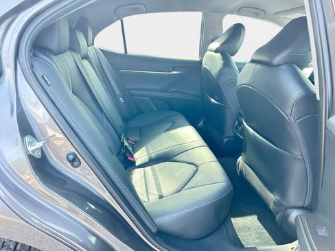 Used 2023 Toyota Camry XSE FWD image 13