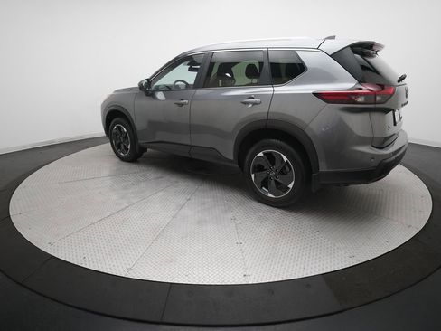 Certified 2024 Nissan Rogue SV w/ SV Premium Package image 33