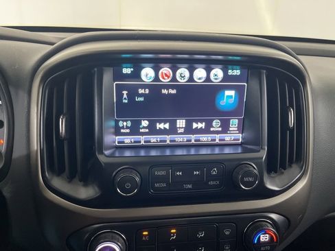 Used 2018 Chevrolet Colorado Z71 AWD/4WD image 55