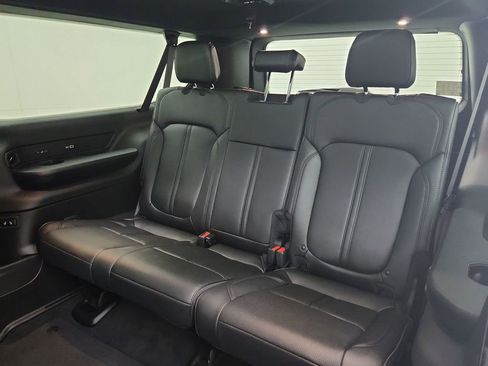 New 2025 Jeep Wagoneer L Series II image 33