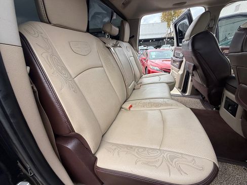 Used 2018 RAM 3500 Laramie Longhorn w/ Longhorn Southfork Package image 22