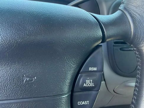 Used 2000 Ford F150 Lightning RWD image 20