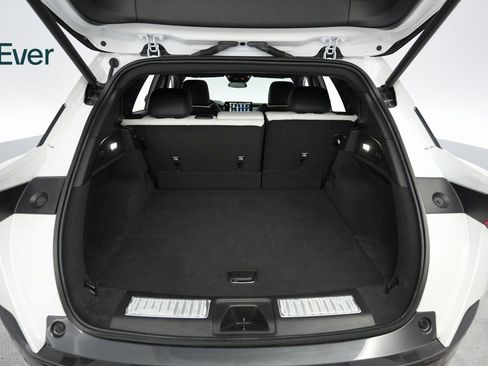 Used 2024 Acura ZDX A-Spec image 23