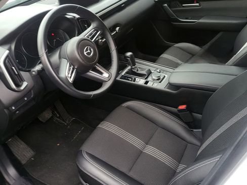 Used 2025 MAZDA CX-50 AWD 2.5 S w/ Premium Package image 3
