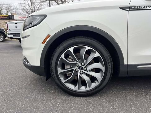 Certified 2022 Lincoln Nautilus Reserve image 8