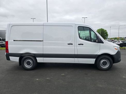 New 2026 Mercedes-Benz Sprinter 2500 image 7