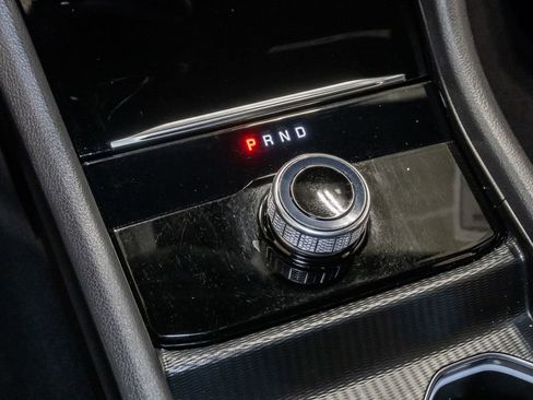 Certified 2024 Jeep Grand Cherokee L Altitude AWD/4WD image 20