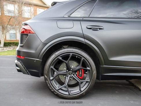 Used 2025 Audi RS Q8 performance image 10