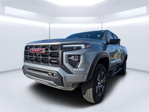 Used 2024 GMC Canyon AT4 w/ AT4 Premium Package image 7