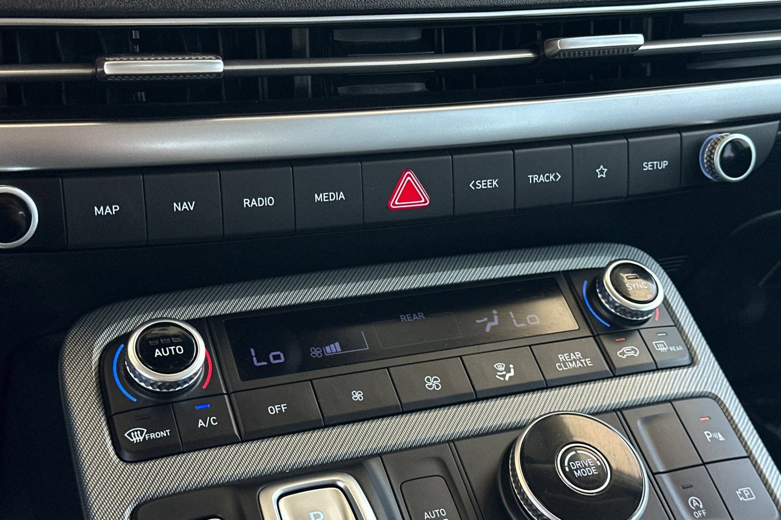 Used 2025 Hyundai Palisade SEL FWD image 29