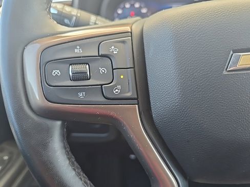 Used 2023 Chevrolet Suburban High Country w/ Premium Package 2 image 11