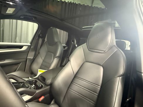 New 2026 Porsche Cayenne E-Hybrid image 4