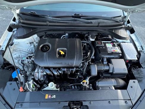 Used 2020 Hyundai Elantra SEL w/ Cargo Package (C1) image 2
