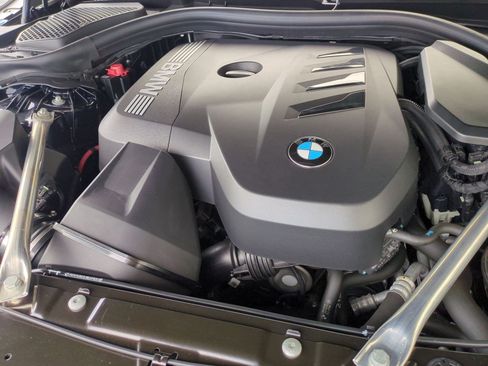 Certified 2024 BMW 530i xDrive w/ Executive Package AWD/4WD image 34