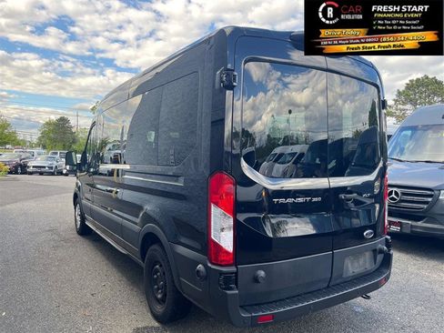 Used 2024 Ford Transit 350 XLT RWD image 4