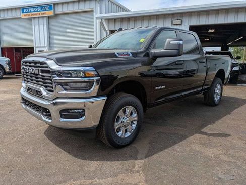 New 2026 RAM 2500 Big Horn AWD/4WD image 8