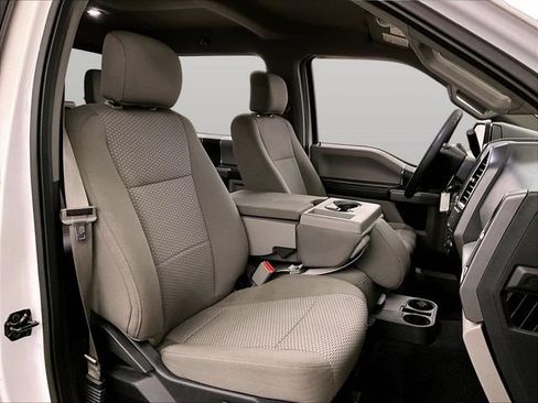 Used 2017 Ford F150 XLT AWD/4WD image 7