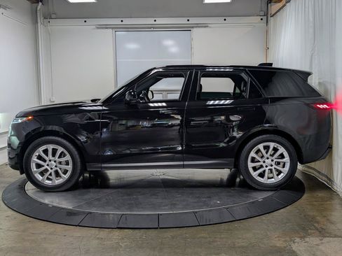 Used 2025 Land Rover Range Rover Sport SE AWD/4WD image 6