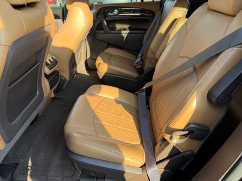 Used 2015 Buick Enclave Leather w/ Trailering Package image 16