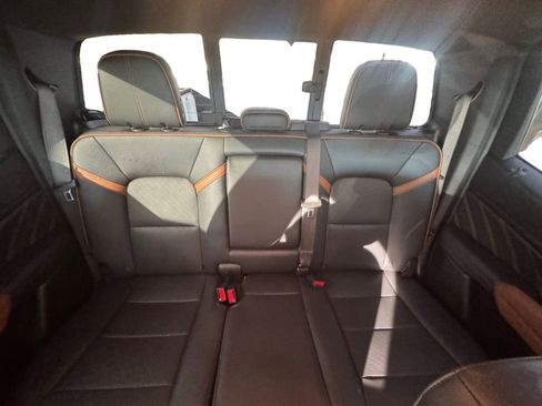 Used 2024 GMC Canyon AT4 w/ AT4 Premium Package image 18