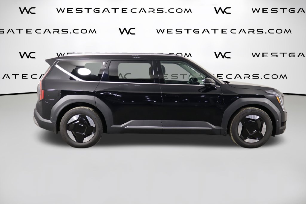 Used 2026 Kia EV9 Wind AWD/4WD image 47