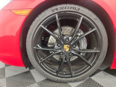 Certified 2024 Porsche 718 Cayman image 19