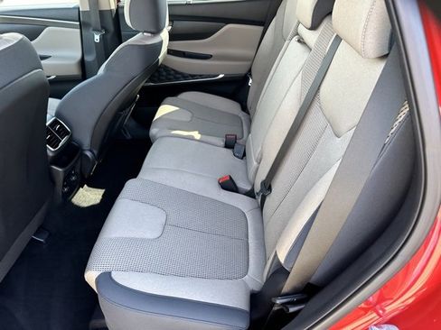 Used 2020 Hyundai Santa Fe SEL w/ Convenience Package image 9