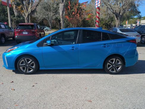 Certified 2022 Toyota Prius Limited image 8