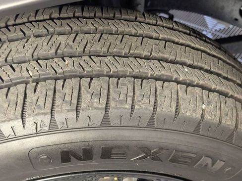 Certified 2025 Jeep Wrangler Unlimited Sahara w/ Safety Group AWD/4WD image 9