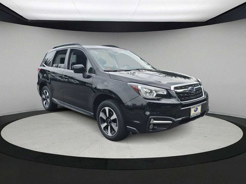 Used 2018 Subaru Forester 2.5i Limited AWD/4WD image 2