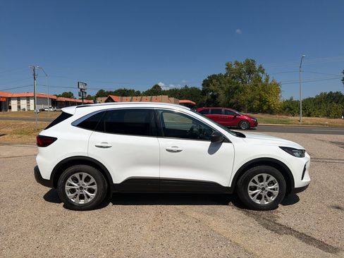 Used 2024 Ford Escape Active FWD image 13