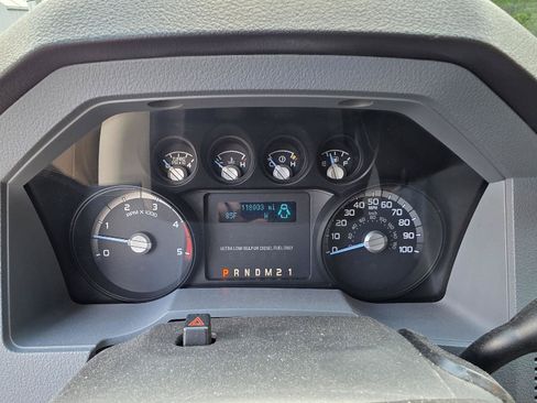 Used 2015 Ford F350 XLT w/ XLT Interior Package AWD/4WD image 11