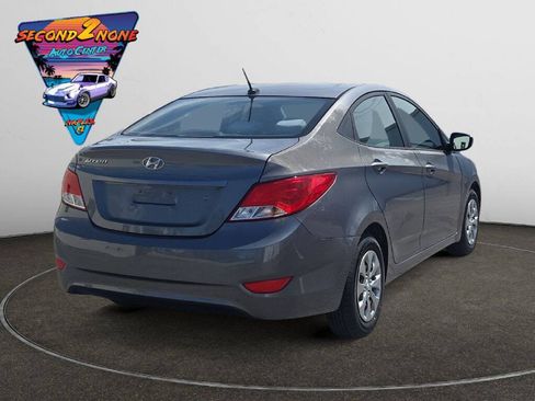 Used 2017 Hyundai Accent SE FWD image 4