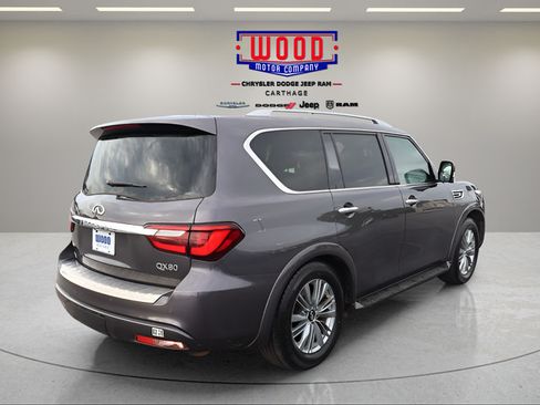 Used 2024 INFINITI QX80 Luxe AWD/4WD image 3