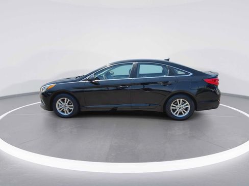 Used 2017 Hyundai Sonata SE FWD image 5