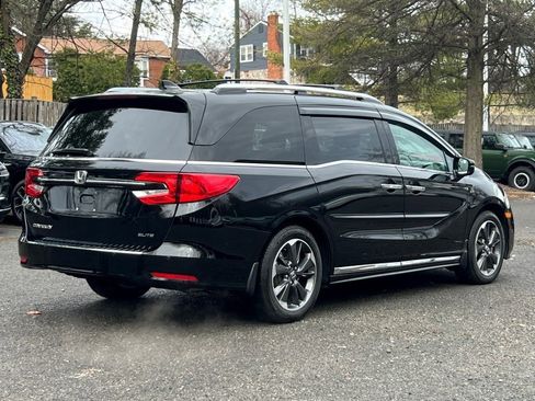 Used 2024 Honda Odyssey Elite image 5