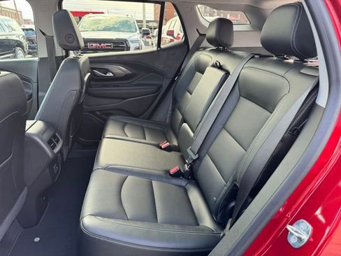 Used 2023 GMC Terrain SLT image 10